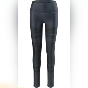 Alo | High-Waisted Airlift Airbrush Leggings In Black Marathon, Size XS